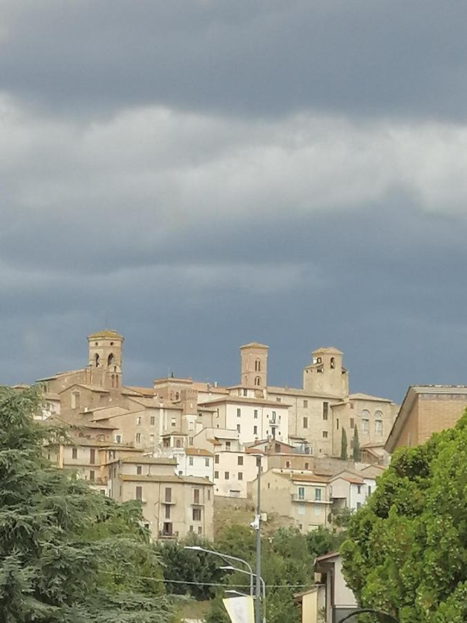 Nuovo Borgo - Posizione Ideale Per Visitare L'Umbria, Perugia, Assisi E Le Altre Localita Deruta Zewnętrze zdjęcie
